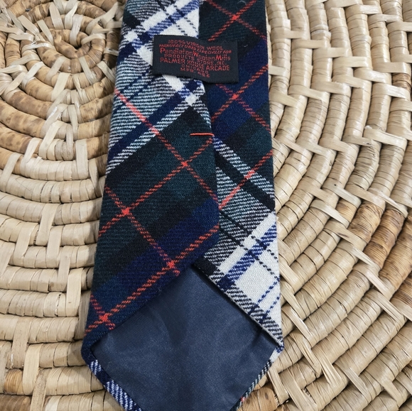 Vintage Pendleton Virgin Wool Plaid Tartan Neck Tie - Picture 3 of 5